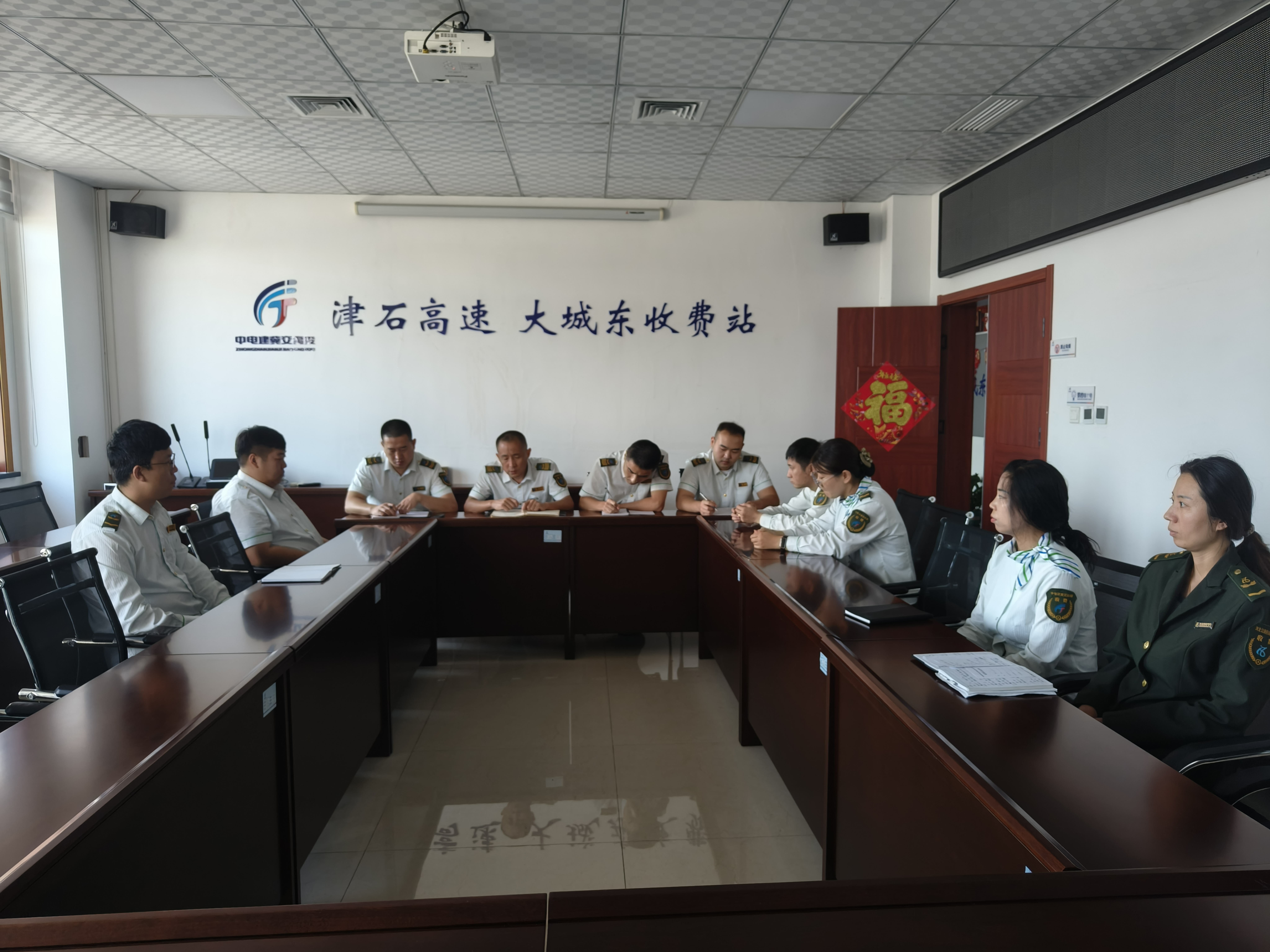 24584d8ee89c8197b3c57042aa02f179.jpg 24584d8ee89c8197b3c57042aa02f179.jpg